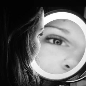 Meet your Posher, Kalinda